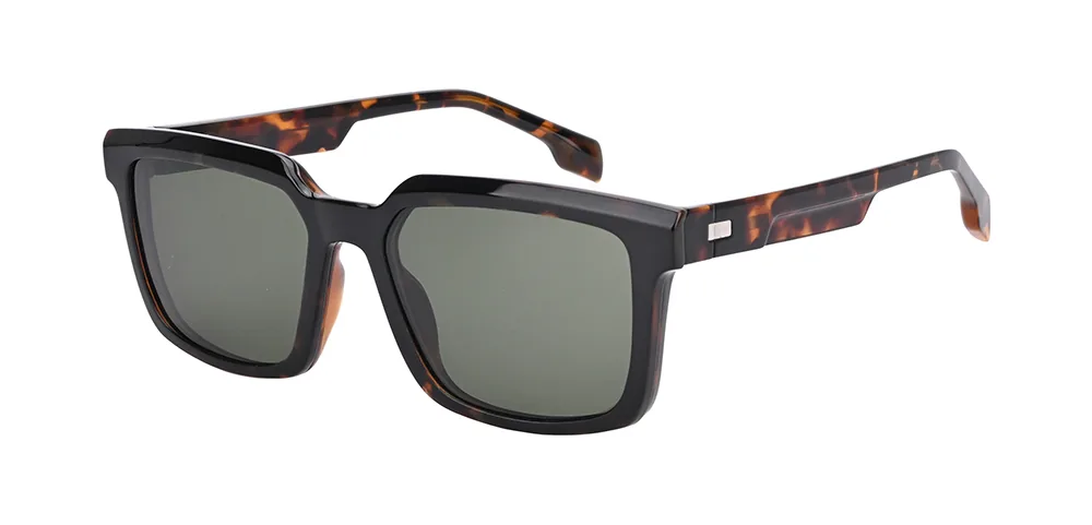BCM301 C3 optical frame with magnetic sun clip attached