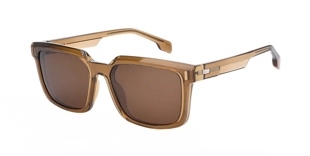 BCM301 C6 optical frame with magnetic sun clip attached