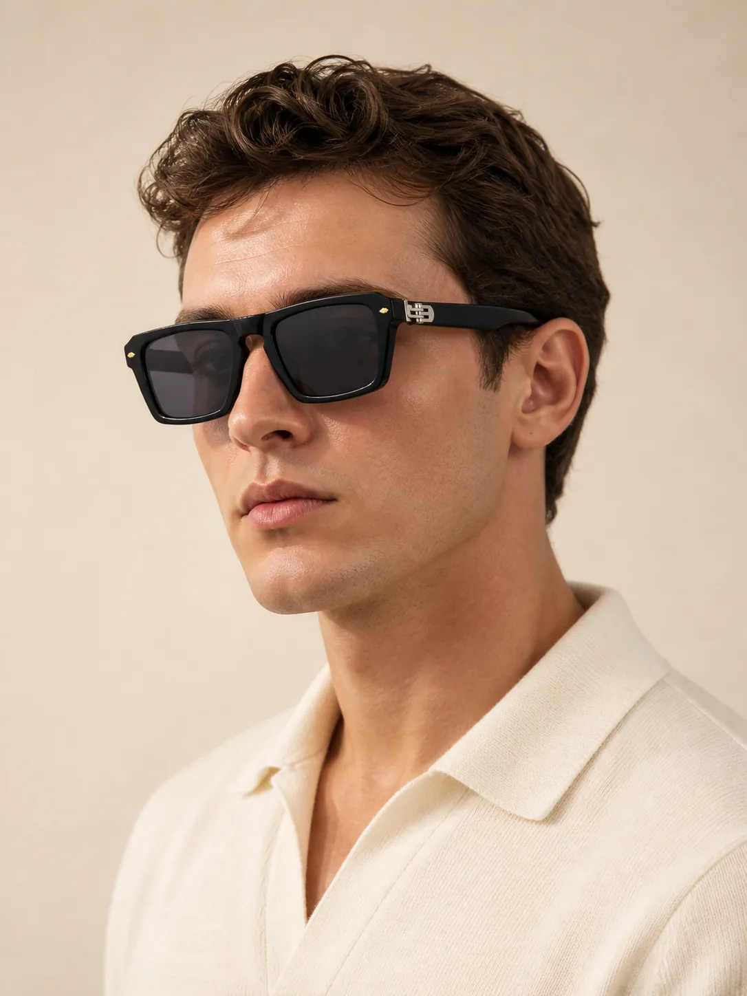 Sunglasses lifestyle styling reference