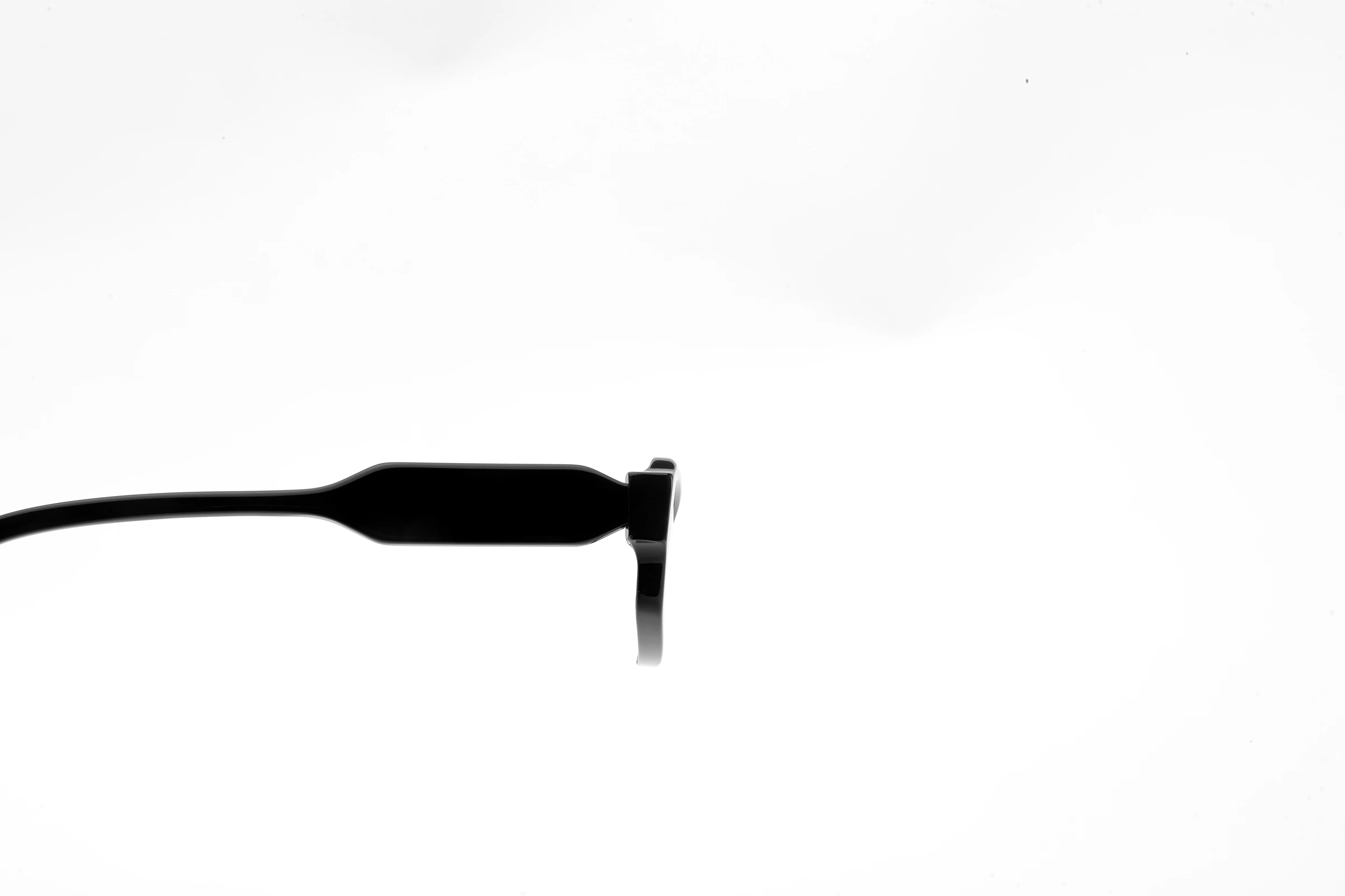 M026 front view acetate optical frame