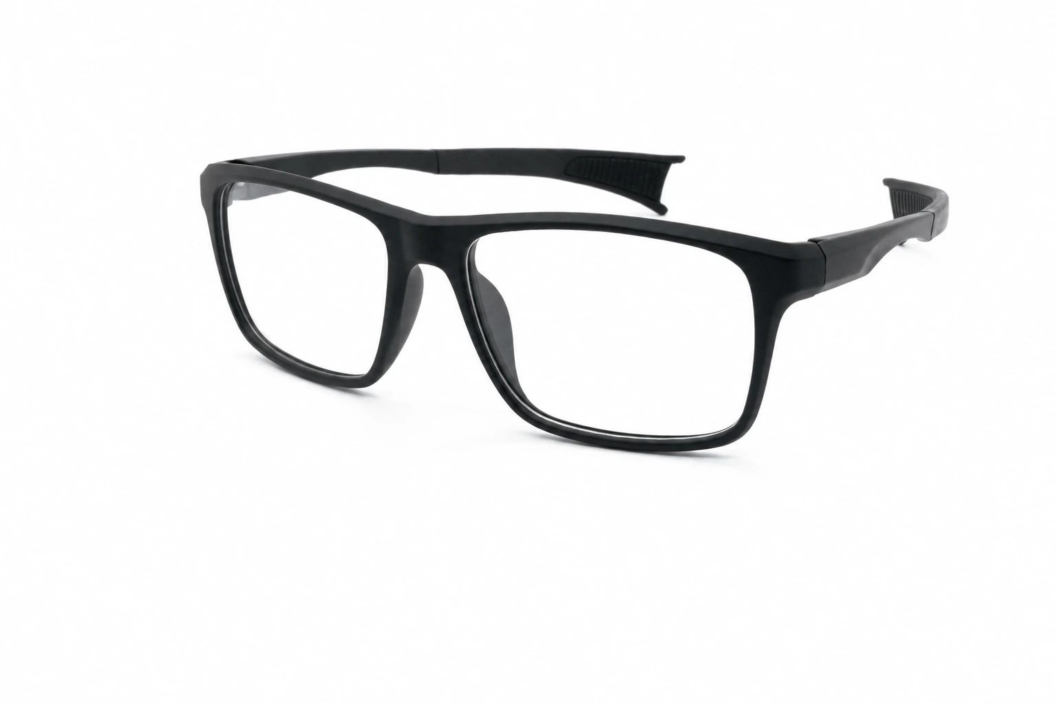 VAL0019 C1 three-quarter view